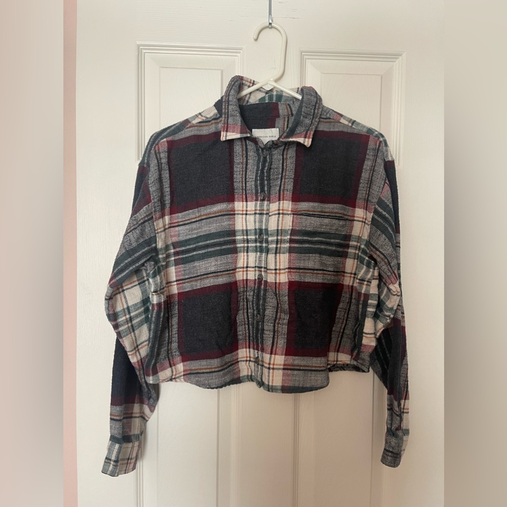 american eagle cropped flannel | size m | gray, cream, green, red, yellow